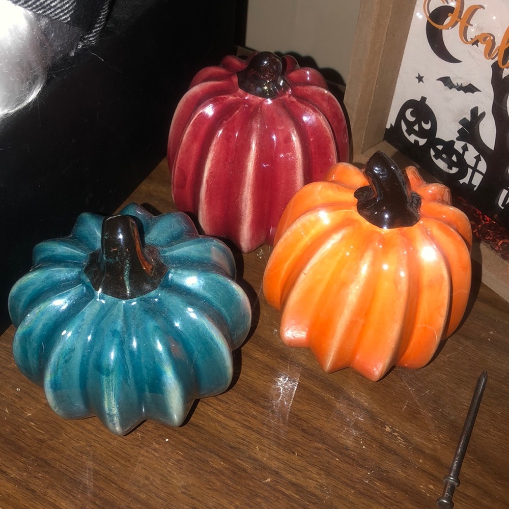 Set of 3 pumpkins